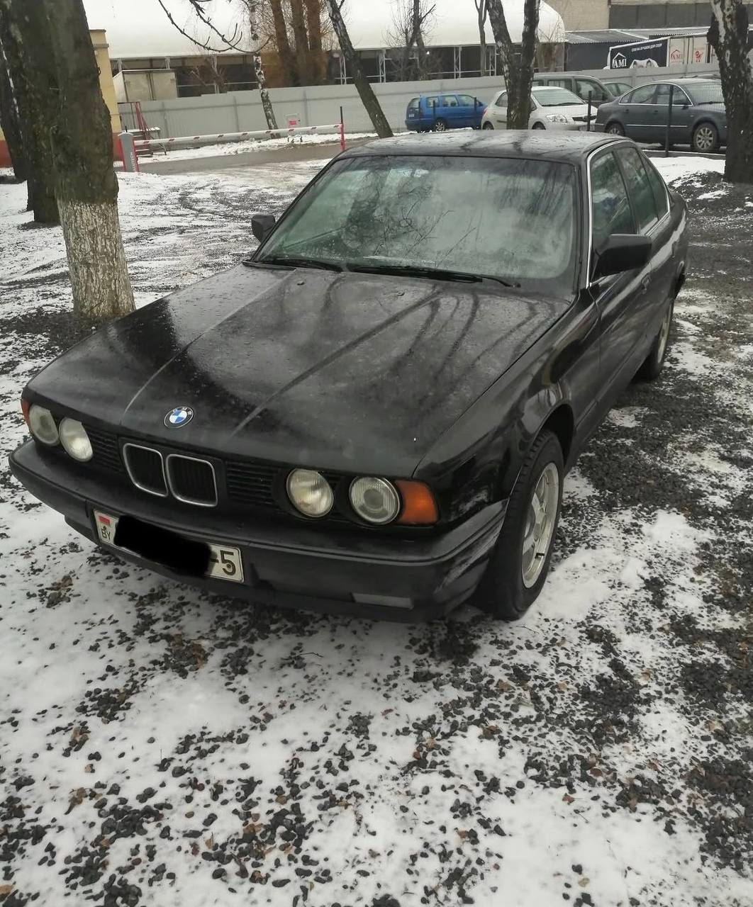 Чехлы на BMW 5 (E34) sedan - 1